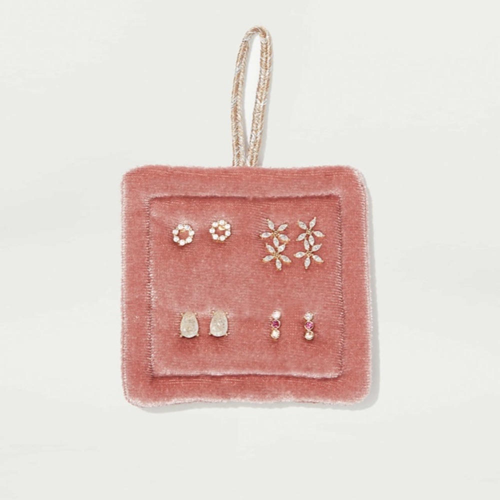 LAST ONE! NEW! Loft Winter Stud Earring Set